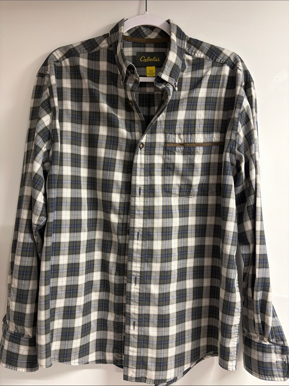 Cabela's Men's White, Blue & Green Plaid Button-Down Shirt